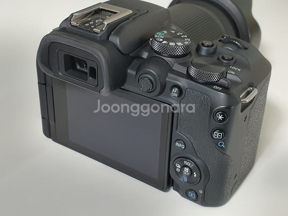 캐논 EOS R10, 18-150--1