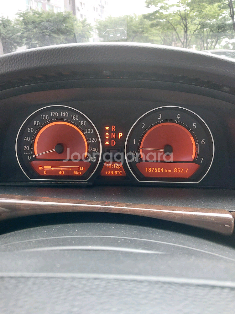 BMW740LI--6