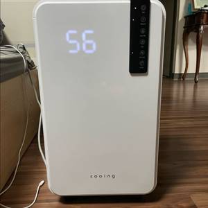 쿠잉 스마트 제습기. 상태A급 풀박스 구성