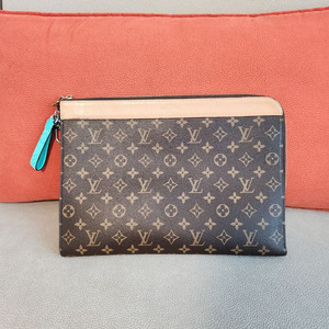 루이비통클러치 반지갑 카드지갑 키링 특a급