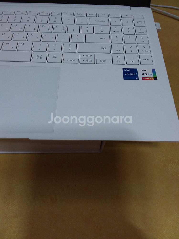 갤럭시북2프로NT950XEW-A51AS i5-1240--1