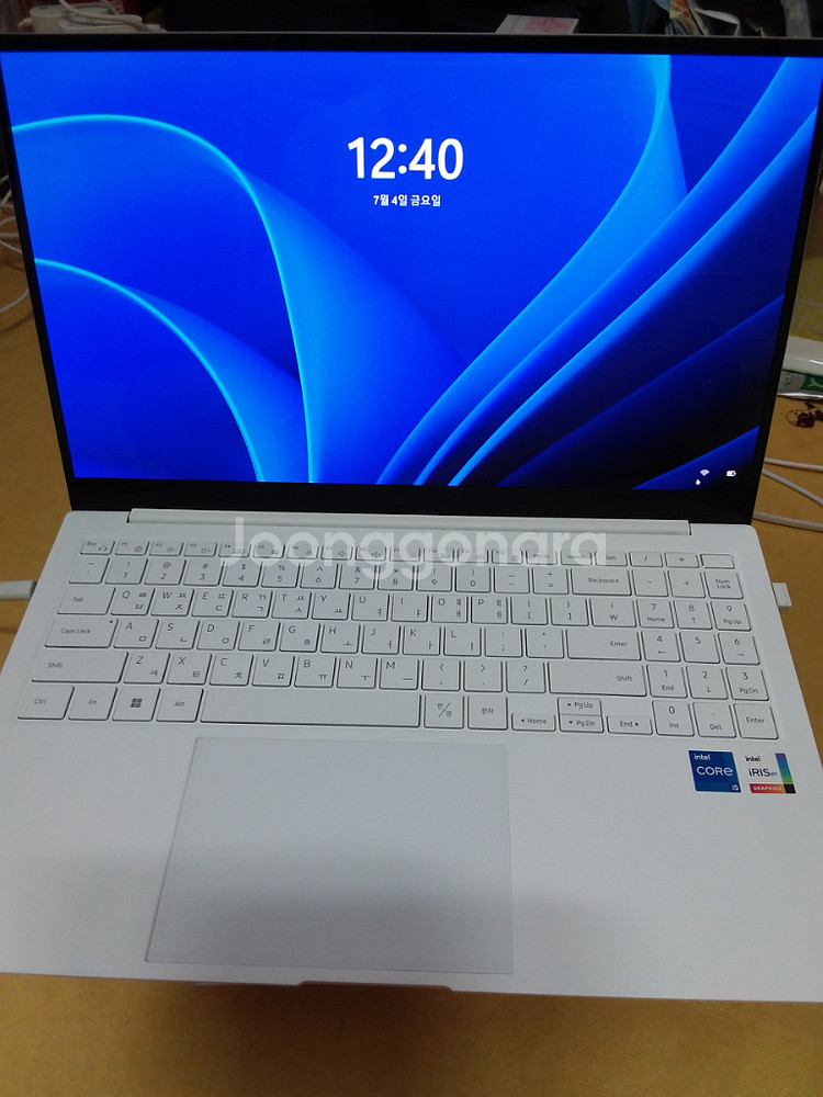 갤럭시북2프로NT950XEW-A51AS i5-1240--0