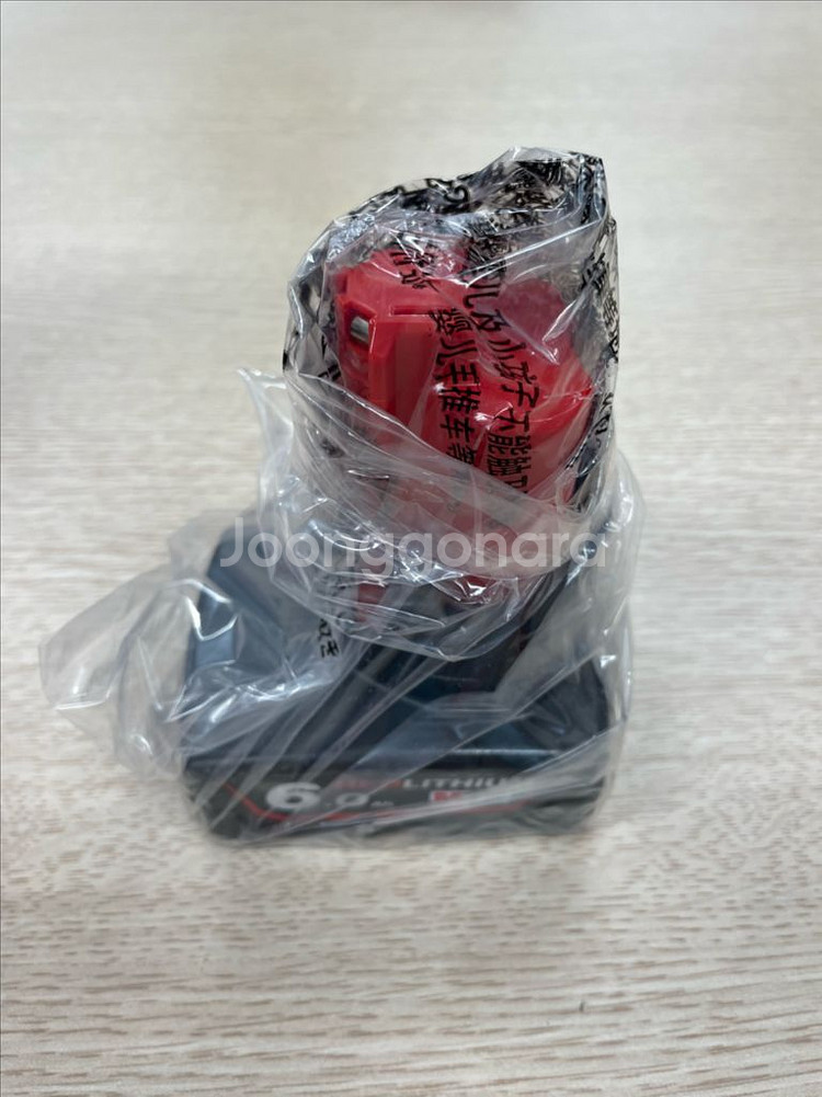 밀워키 배터리 M12B6 12V 6.0Ah 새제품--2