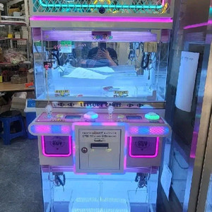 토이즈팝 4인용 뽑기기계팝니다