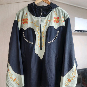 캐피탈 플라워 아노락 블랙민트