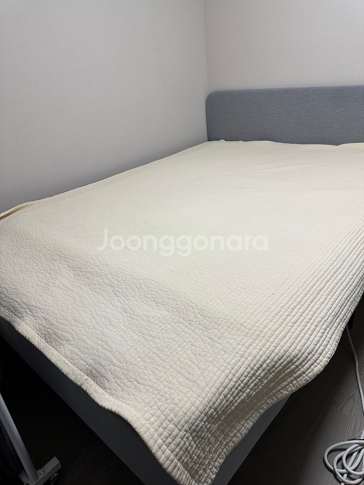 게스트하우스 깨끗한 침대 판매합니다.(실사용 3개월)--0