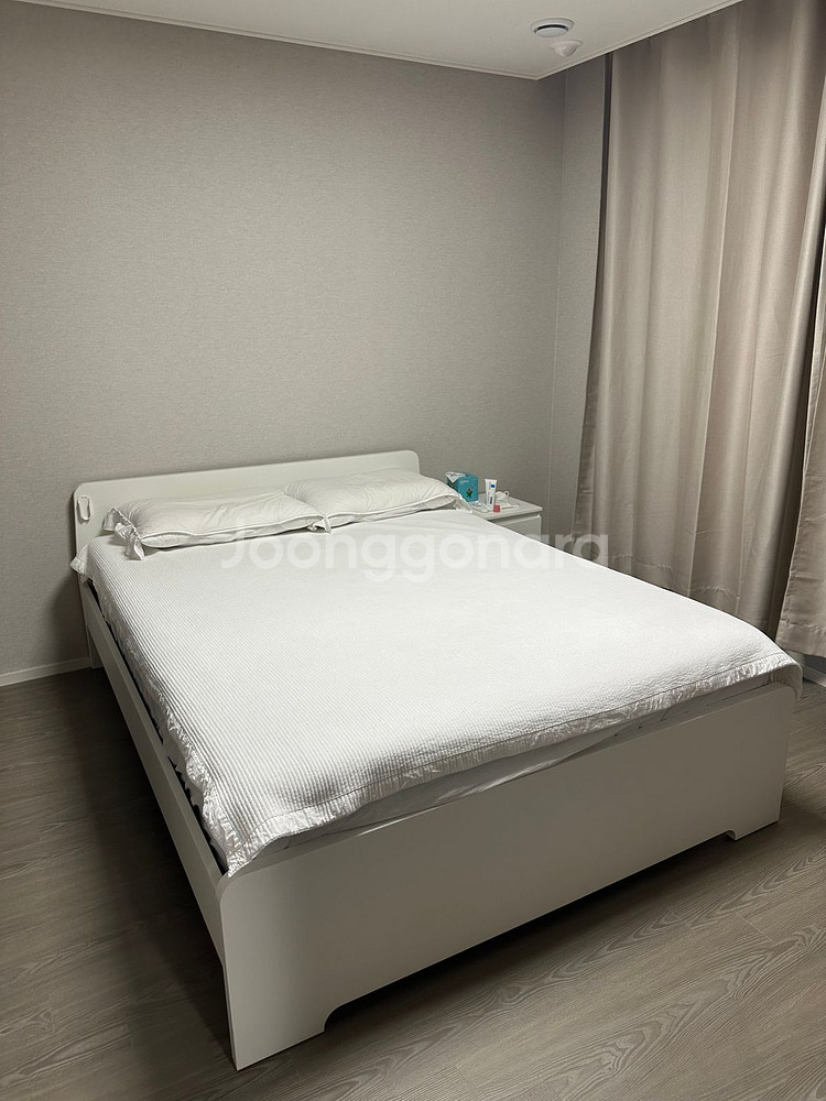 게스트하우스 깨끗한 침대 판매합니다.(실사용 3개월)--4