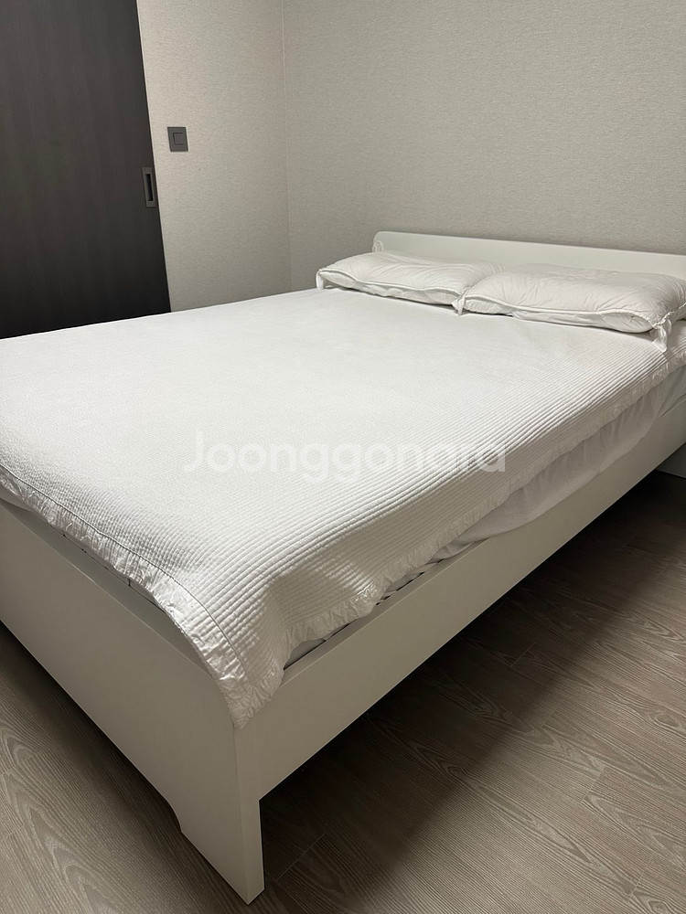 게스트하우스 깨끗한 침대 판매합니다.(실사용 3개월)--3