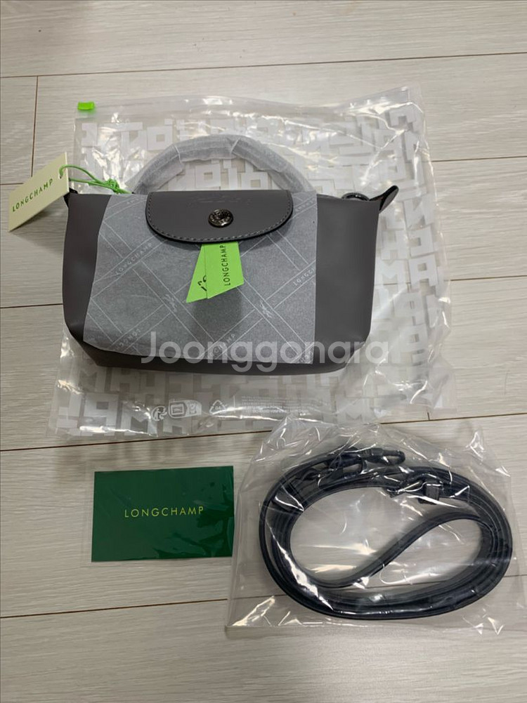 새상품 롱샴 르플리아쥬 미니 가죽 그레이--0