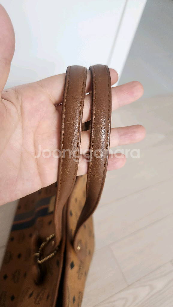 MCM 비세토스 숄더백 정품 키링포함--6