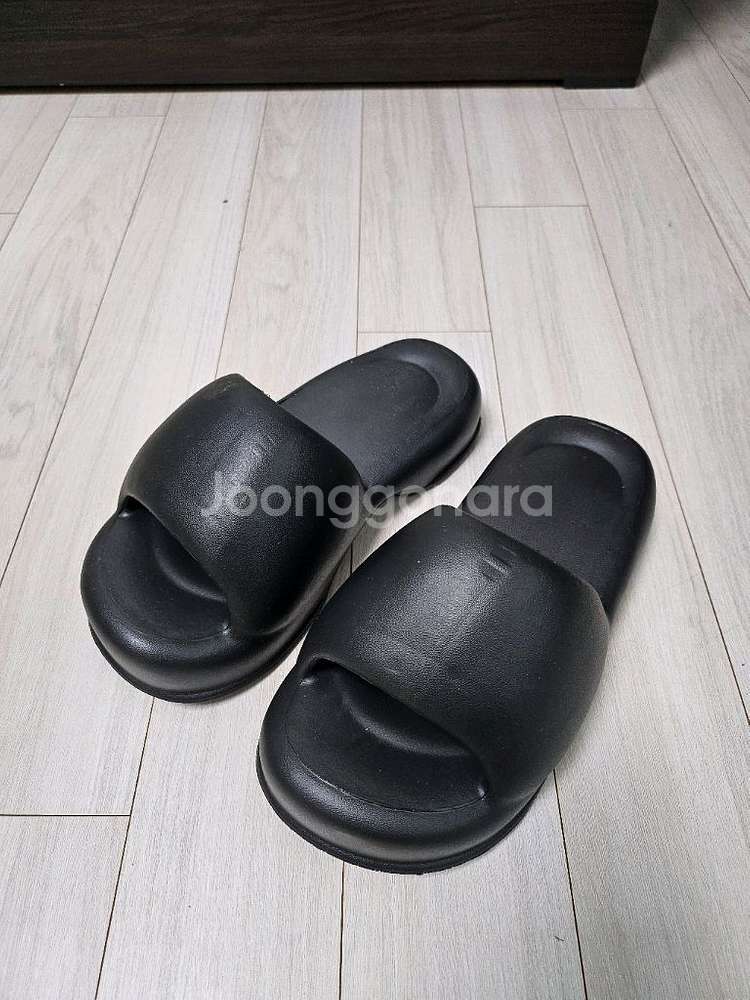 블랙 통굽 슬리퍼 (새상품)--0