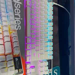 스틸시리즈 apex pro tkl gen3 화이트