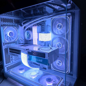 라이젠7 9800X3D RTX5080 새상품본체 팝니다