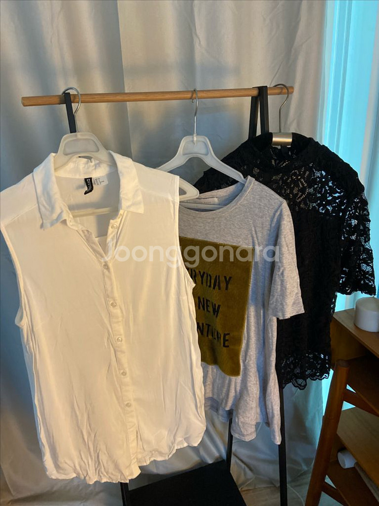 H&M 나시블라+블랙레이스 스판탑+ 플레어티 세트--0