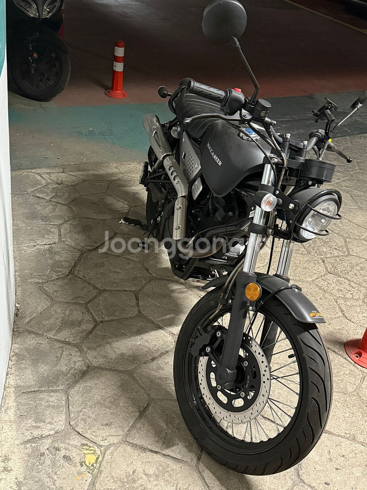 23년식 부캐너 125cc 2000km 판매합니다.--1