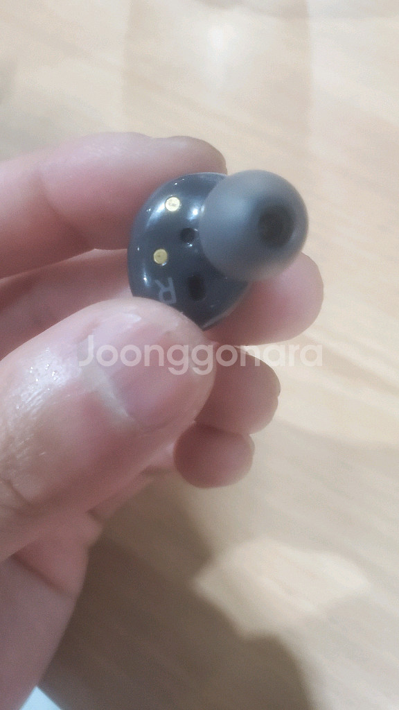갤럭시 버즈2 오른쪽 유닛 택포 판매합니다--0