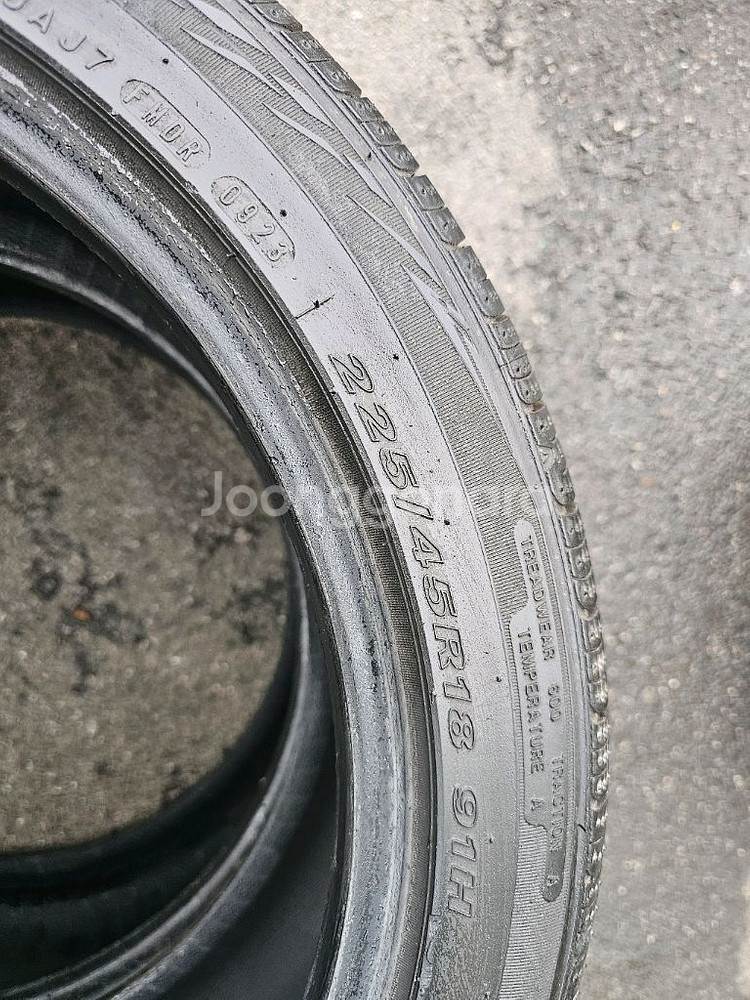 225 45 18 넥센 중고타이어--1