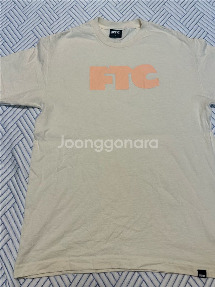 (L) FTC 반팔 티셔츠--0
