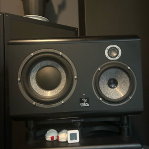 포칼 focal sm9 판매합니다.(가격 인하 급매)