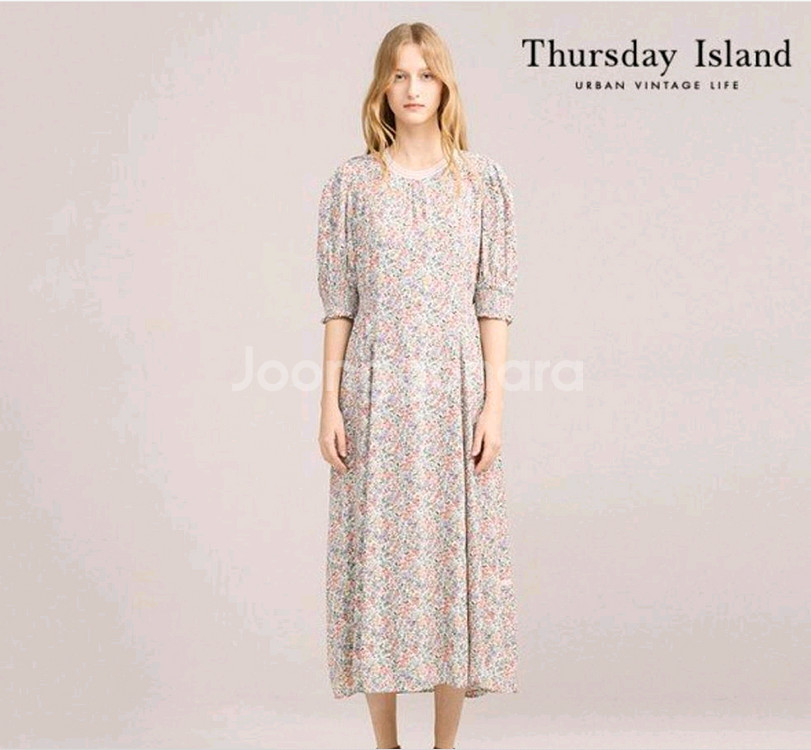 써스데이아일랜드 시보리패턴 롱원피스 택채새제품 s사이즈--0