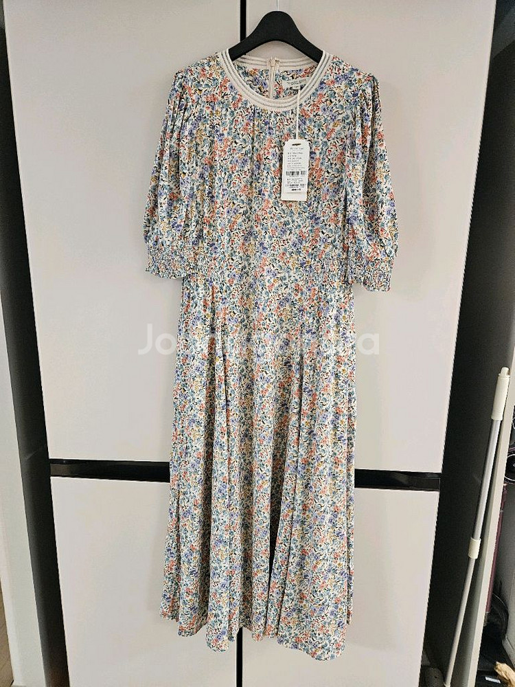 써스데이아일랜드 시보리패턴 롱원피스 택채새제품 s사이즈--2