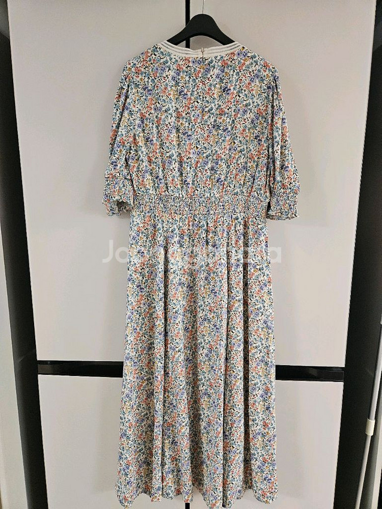 써스데이아일랜드 시보리패턴 롱원피스 택채새제품 s사이즈--5