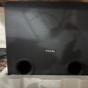 FOCAL 서브우퍼 판매합니다.