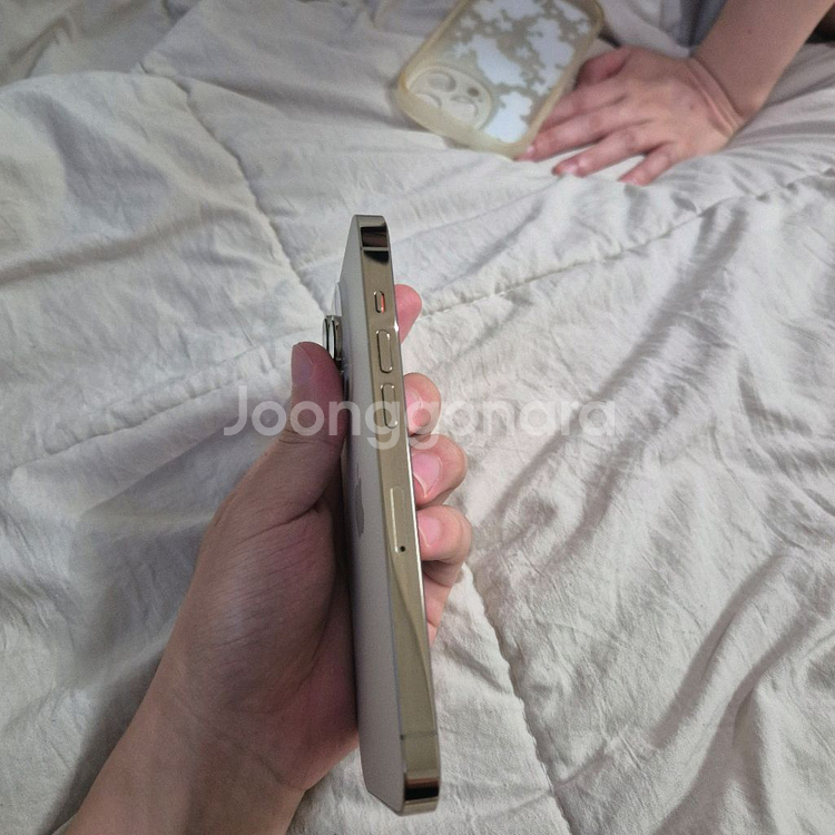 아이폰14pro 1TB(골드) 자급제 s급 기기 팔아요--4