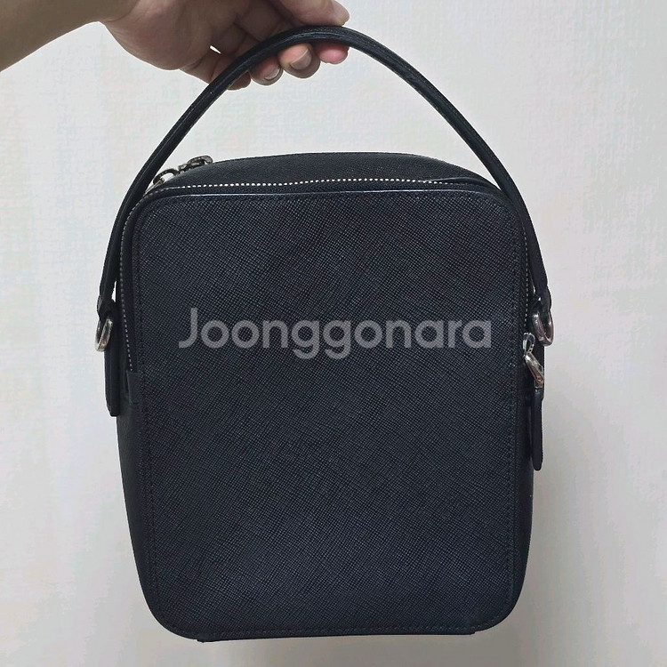 프라다 삼각로고 사피아노 토트 숄더백 2VH066--1