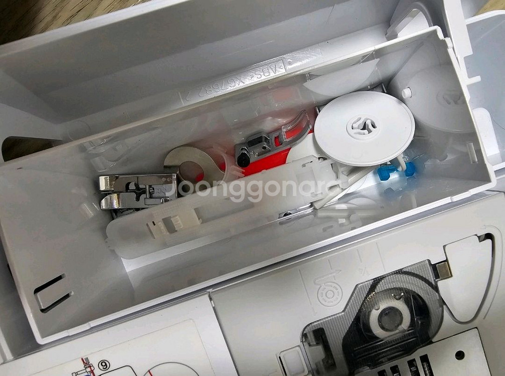 브라더 m370 자수 미싱기 + 정품 자수틀 +부자재--2