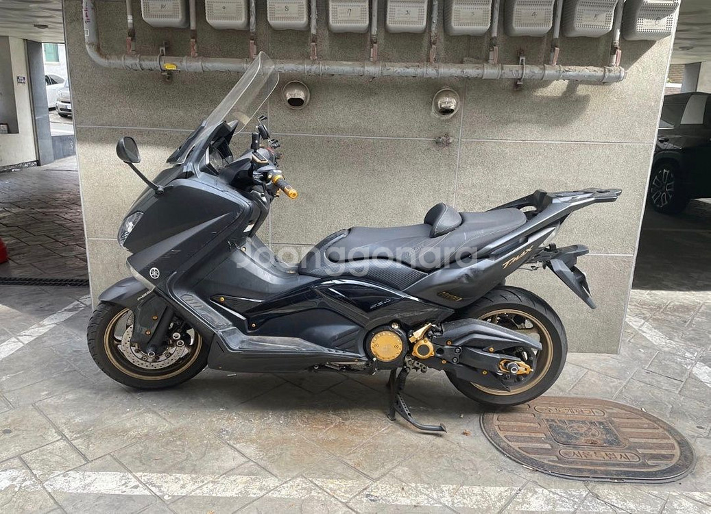 TMAX530--1