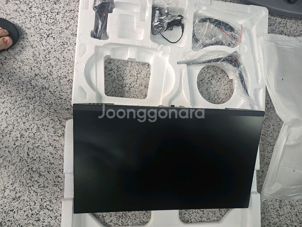 유디아 27인치 모니터 주사율165HZ--5