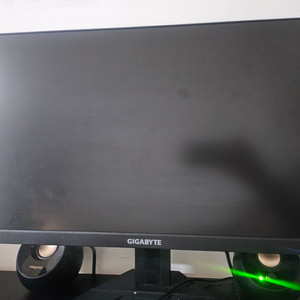 기가바이트 FHD 165hz 게이밍 모니터 판매합니다