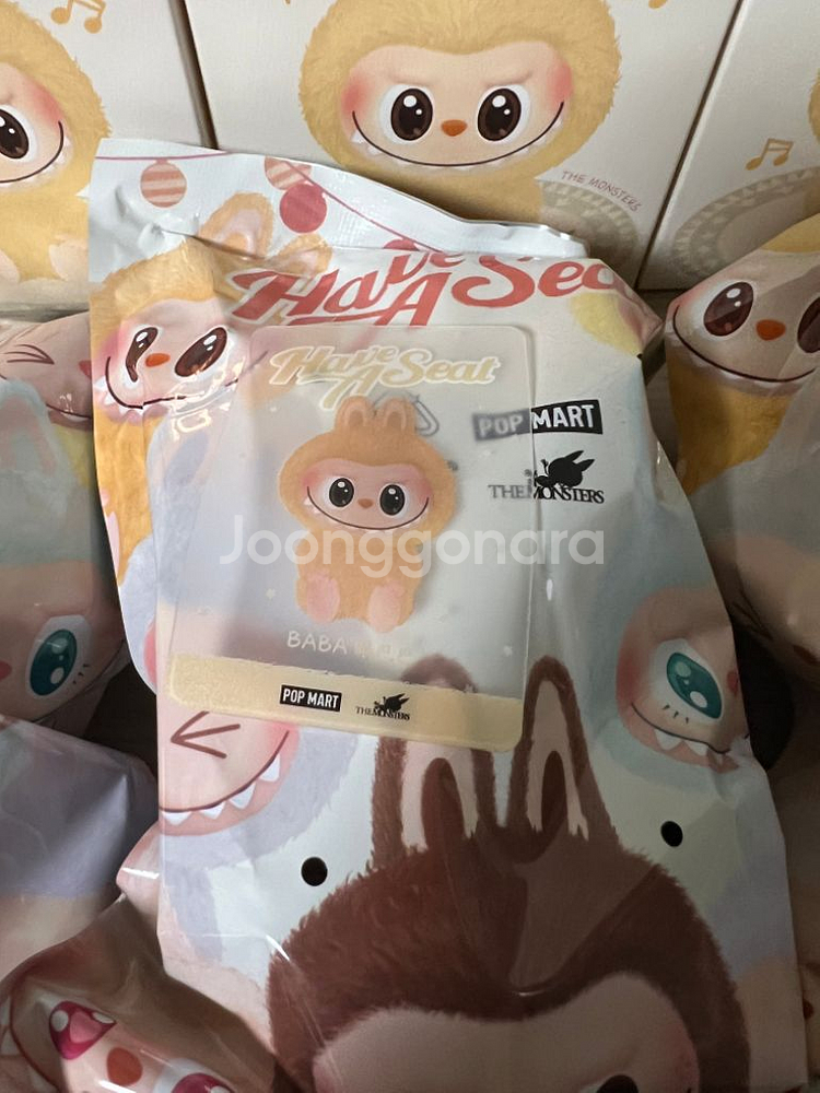 팝마트 라부부 나랑 같이 놀자 인형 키링--1
