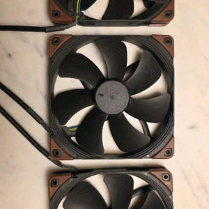 녹투아 nf a14 인더스트리얼ppc 3000 pwm