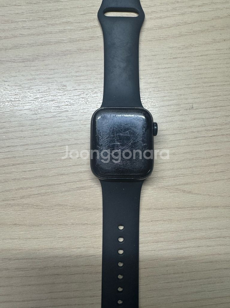 애플워치se2 40mm 싸게팝니다--0