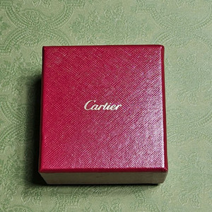 Cartier 까르띠에 러브 링 (Love Ring)