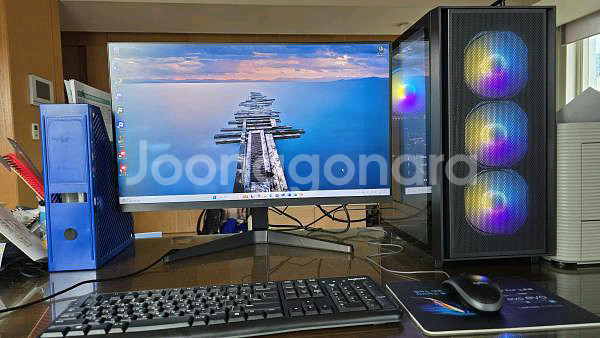 라이젠5 5600 라데온 RX6600 게이밍PC본체--0