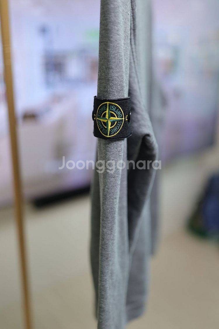 스톤아일랜드 정품 와펜 맨투맨 (L) 그레이--3