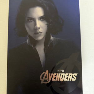 핫토이 어벤져스1 블랙위도우 팝니다.