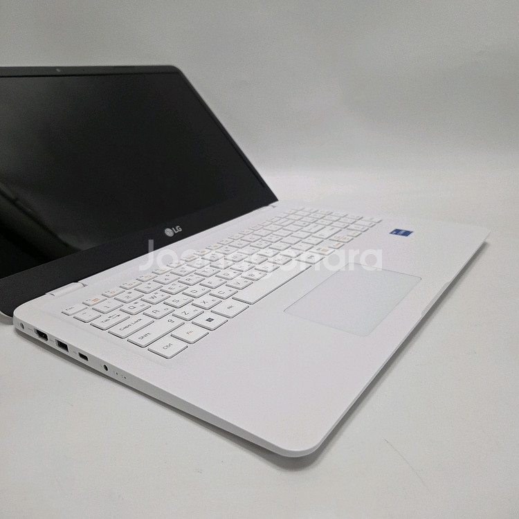 엘지노트북 i5 화이트 A급/SSD512/램16G--3