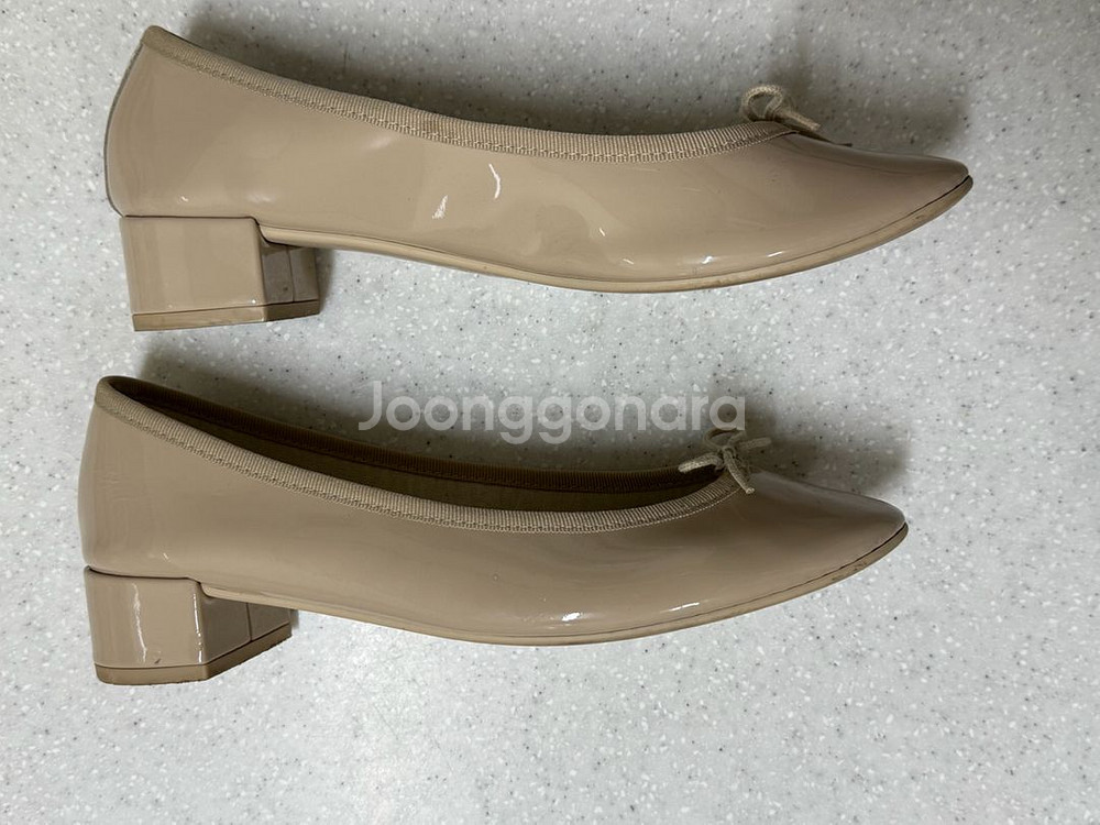 레페토 까미유 곰므 베이지 에나멜--3