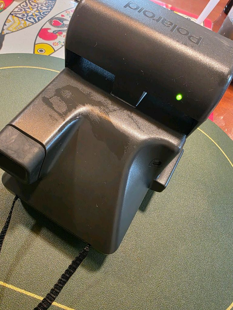 폴라로이드 원스텝 600 카메라 이미지