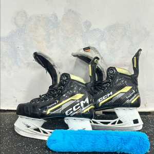 CCM Super Tacks AS V Pro아이스하키