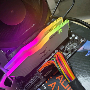 DDR4-3600 RGB 32G(16x2개) 팀그룹정품