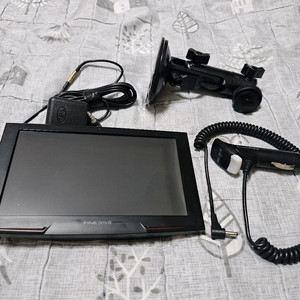 파인드라이브 iQ 3D 9000V 네비게이션
