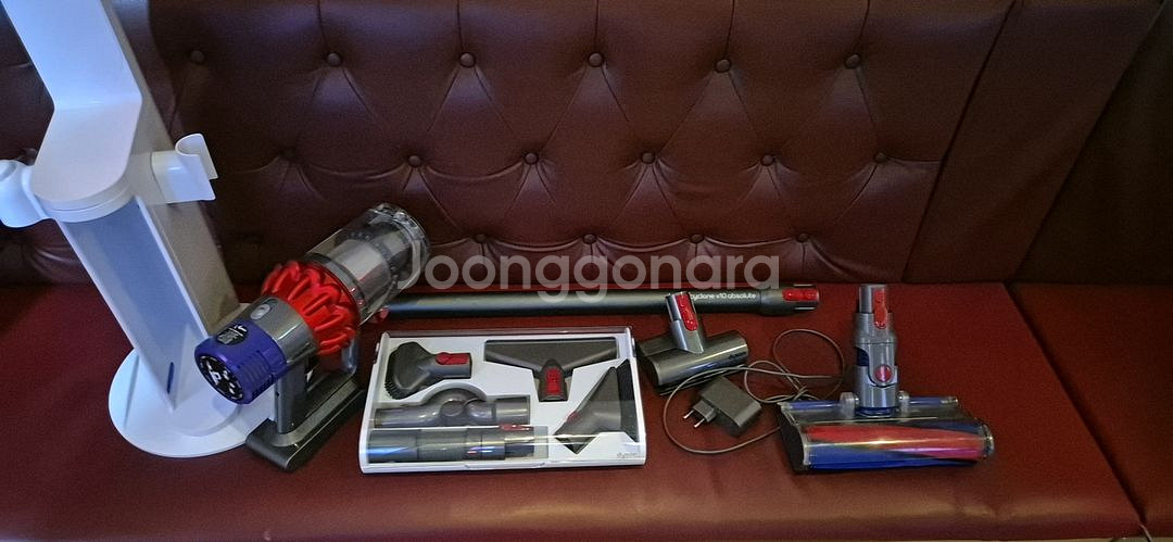 다이슨무선청소기 v10풀세트.정품스탠드거치대포함--2