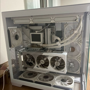 라라랜드 고사양 PC 7800x3d rx 9070xt