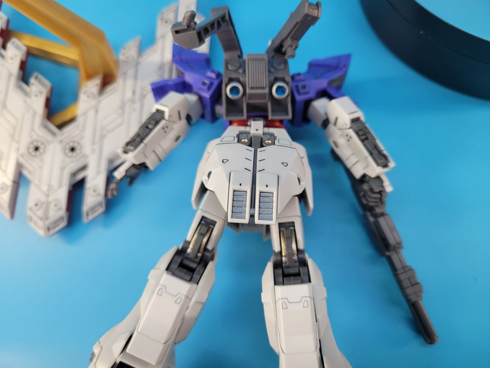 HG 문건담 가조립 부분도색 반다이 건프라 프라모델 이미지