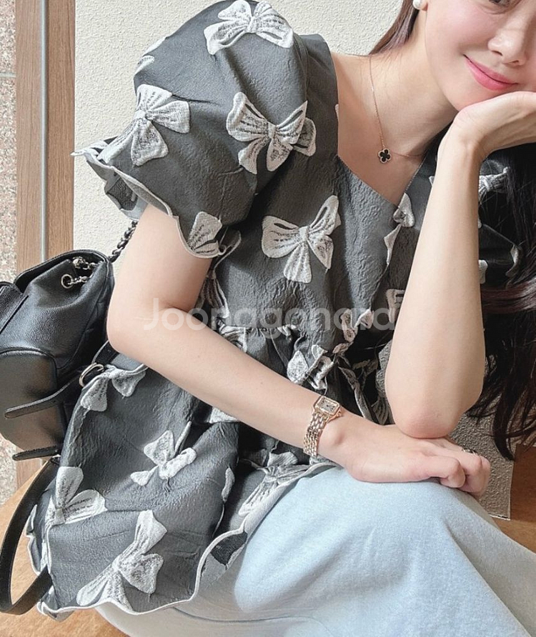 바이씨니 제작 리본 자가드 블라우스--0